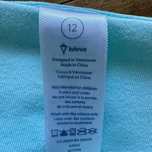Ivivva by Lululemon Black Blue Mixed Print Rythmic Shorts Athleisure Sporty 12 - Picture 4 of 4